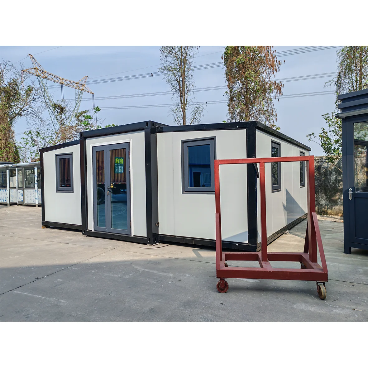 2024 Spain Expandable Container Office Portable Mobile Modular Tiny Living Container Home House with Bathroom