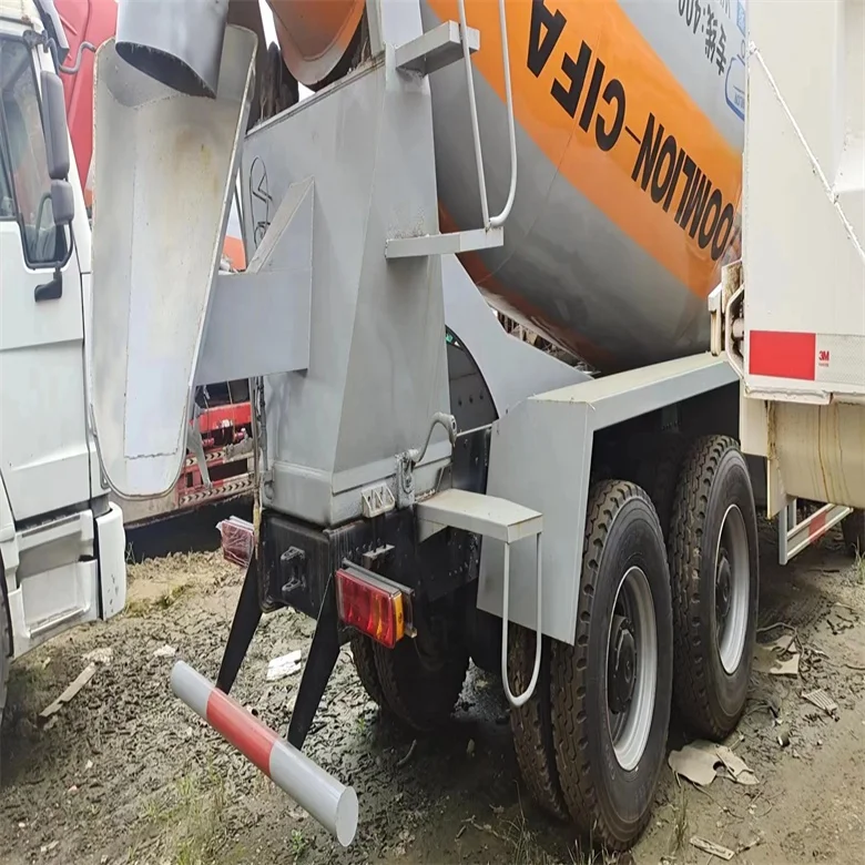 used howo concrete mixer truck 6*4 371hp 375hp in low working hours cheap for sale