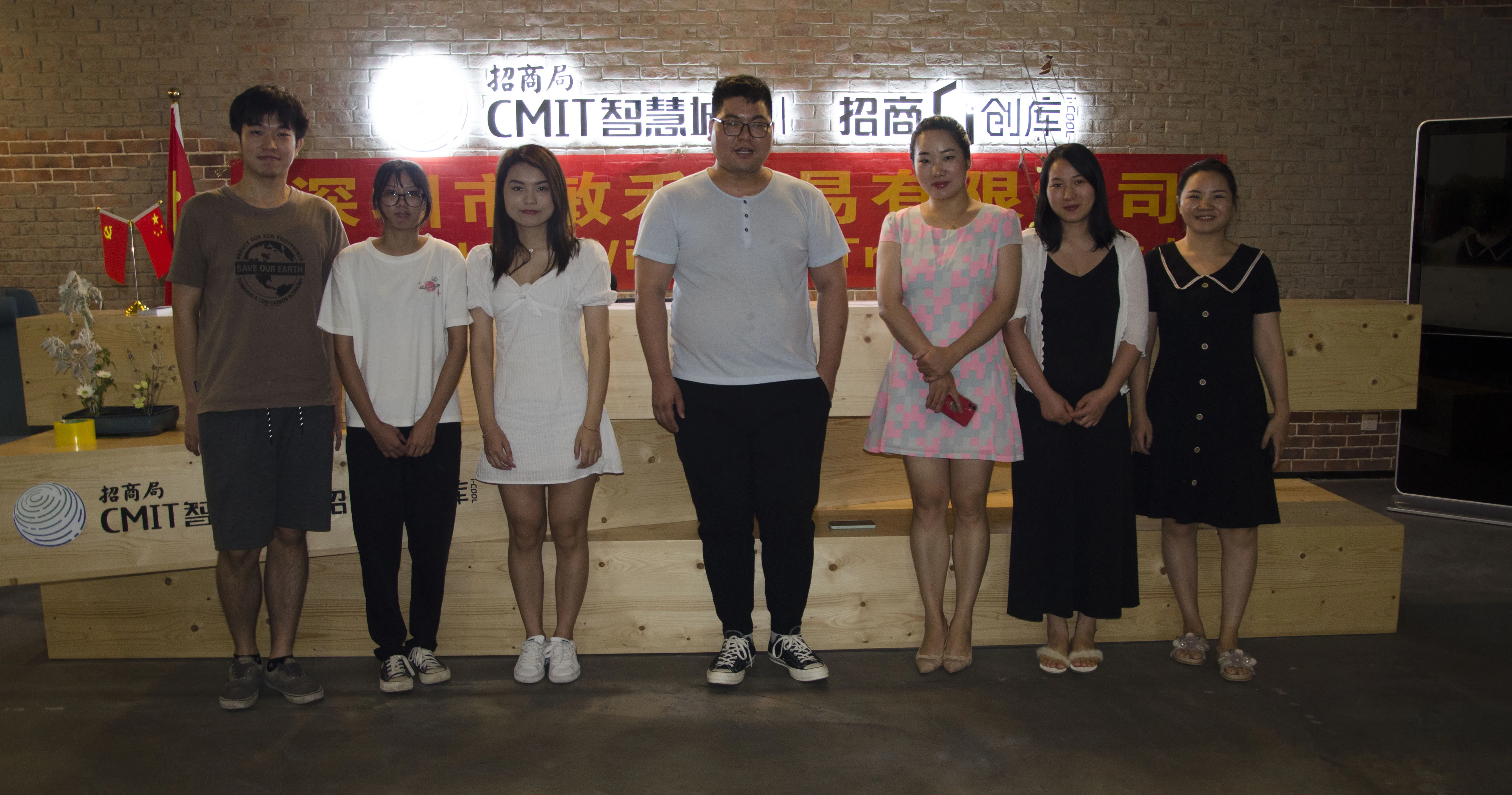 170 degree wide angle full HD 1080p car mini DVR front and rear dual cameras car black box WiFi dash cam 