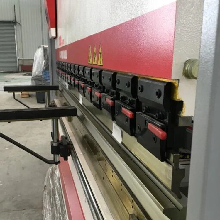 High Quality Low Price Bending Machine WC67Y 200ton/4000mm Cnc Press Brake