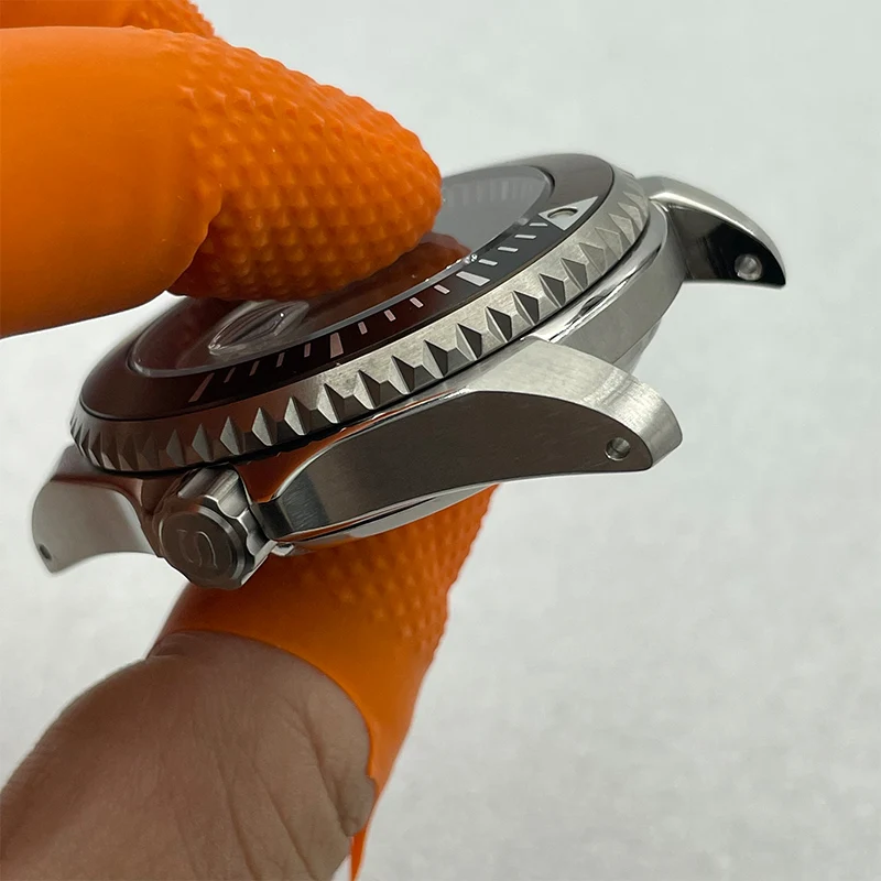 Wholesale custom low moq 20atm sapphire glass 316L stainless steel nh35 brush matt titanium watch part case men for sale