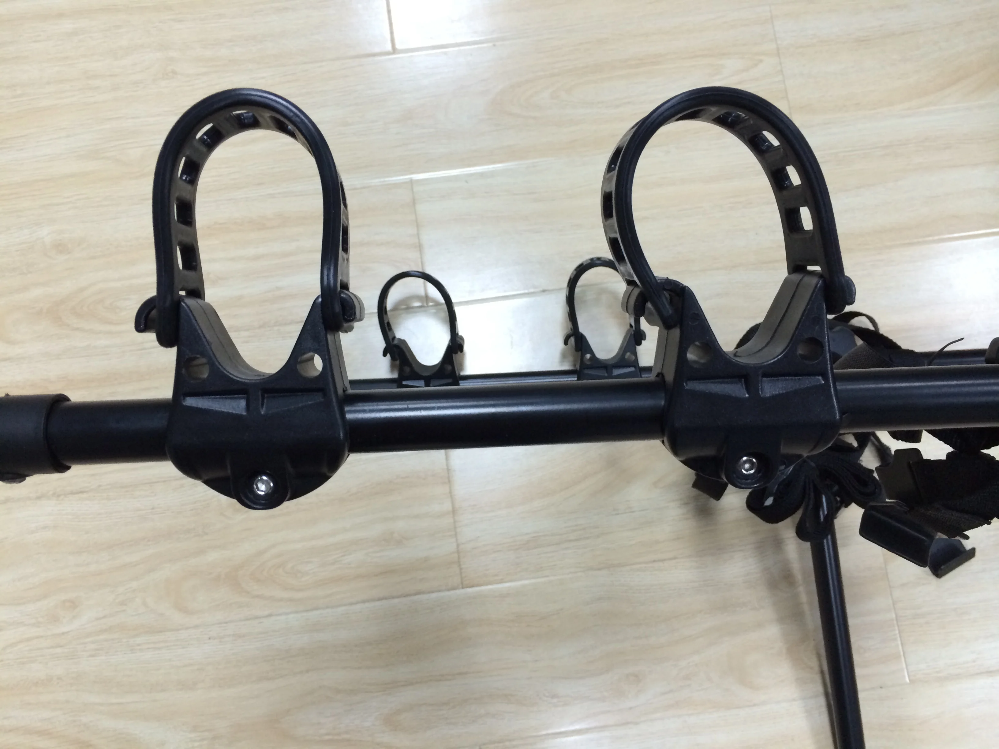 Outdoor travel MTB transport rack 3 bike Steel Car Rear Mounted Bike Rack For Car Bicycle Carrier