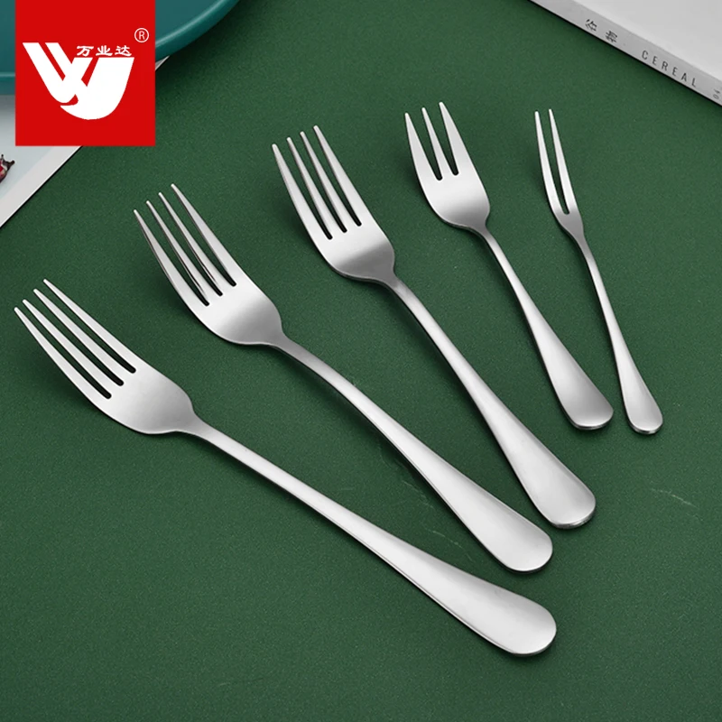 Modern desgin & Smooth edge silverware set stainless steel flatware set fork knife spoon