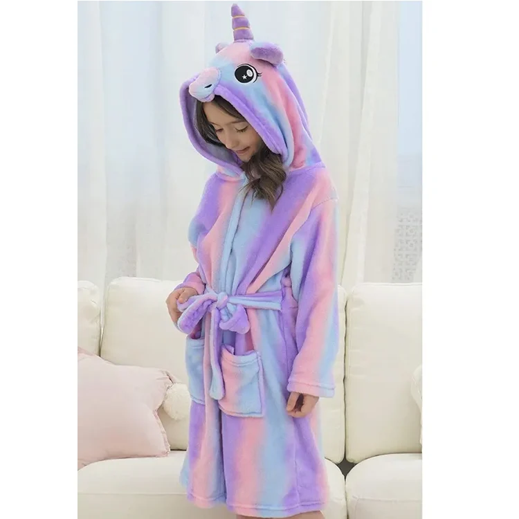 Thickening Warm Cochair Coverirls Patowel Hot Sale Winter Fleece Robe Plush Girls Bathrobes Printed Design OEM Service Support