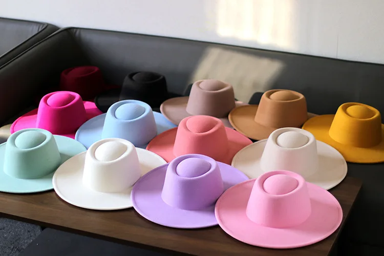 Wholesale custom 2022 Fashion Women And Men Fedora Hats 9.5 cm Wide Brim Round Top Vintage Jazz Fedora Hats