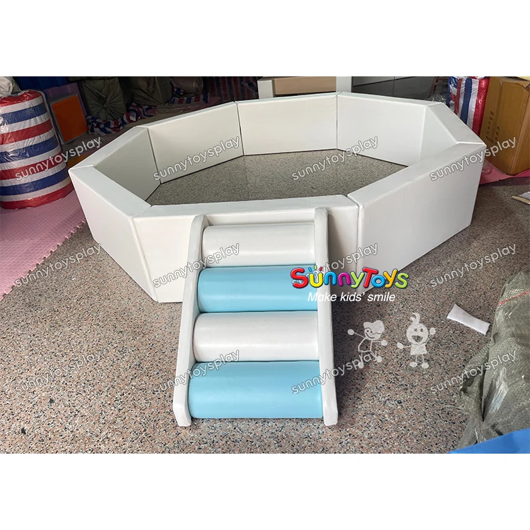 Small size outdoor and indoor plastic playground for kids kids plastic ball pool