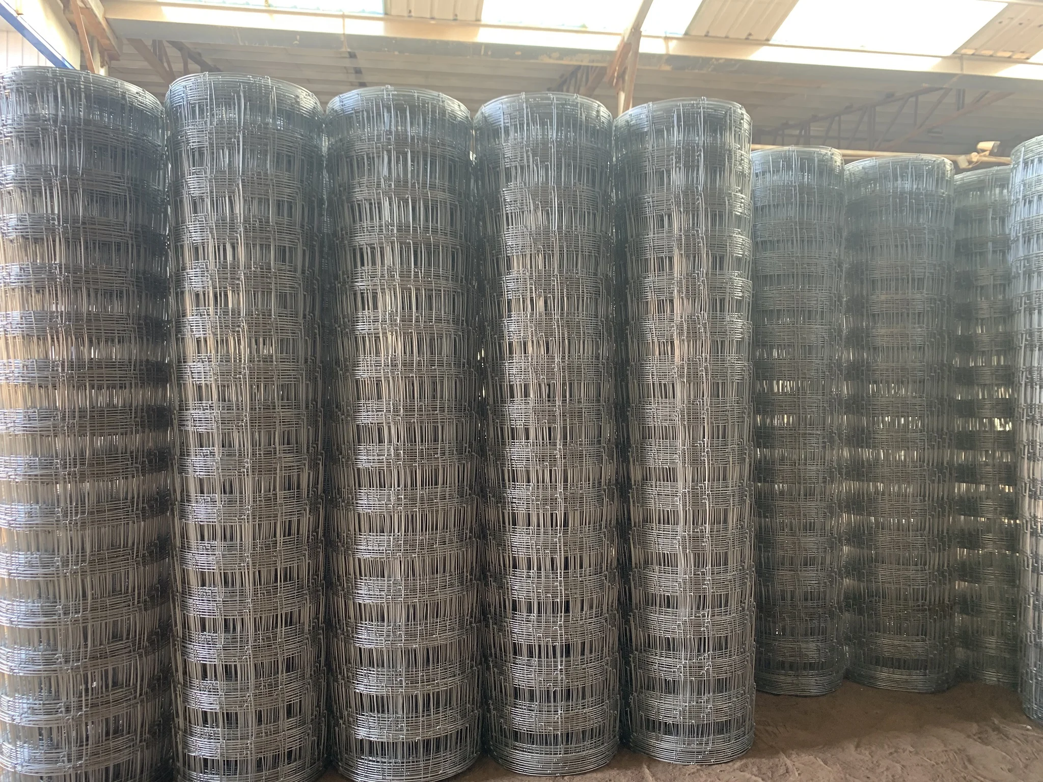 cheap wholesale bulk galvanized cattle fence mesh cow field fence net farm cow ranch farm fence roll
