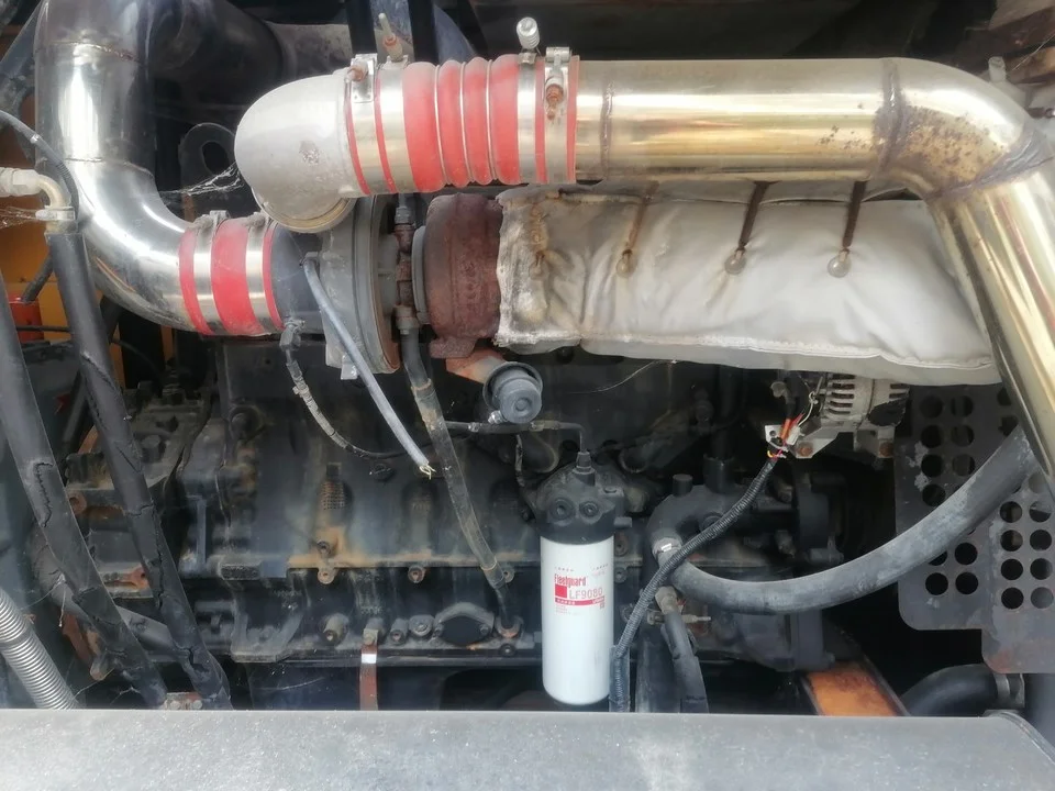 Second Hand Used 25/32 bar 35/33 M3/min diesel Engine High Pressure air Compressor Liugong CSH403A-T32DB
