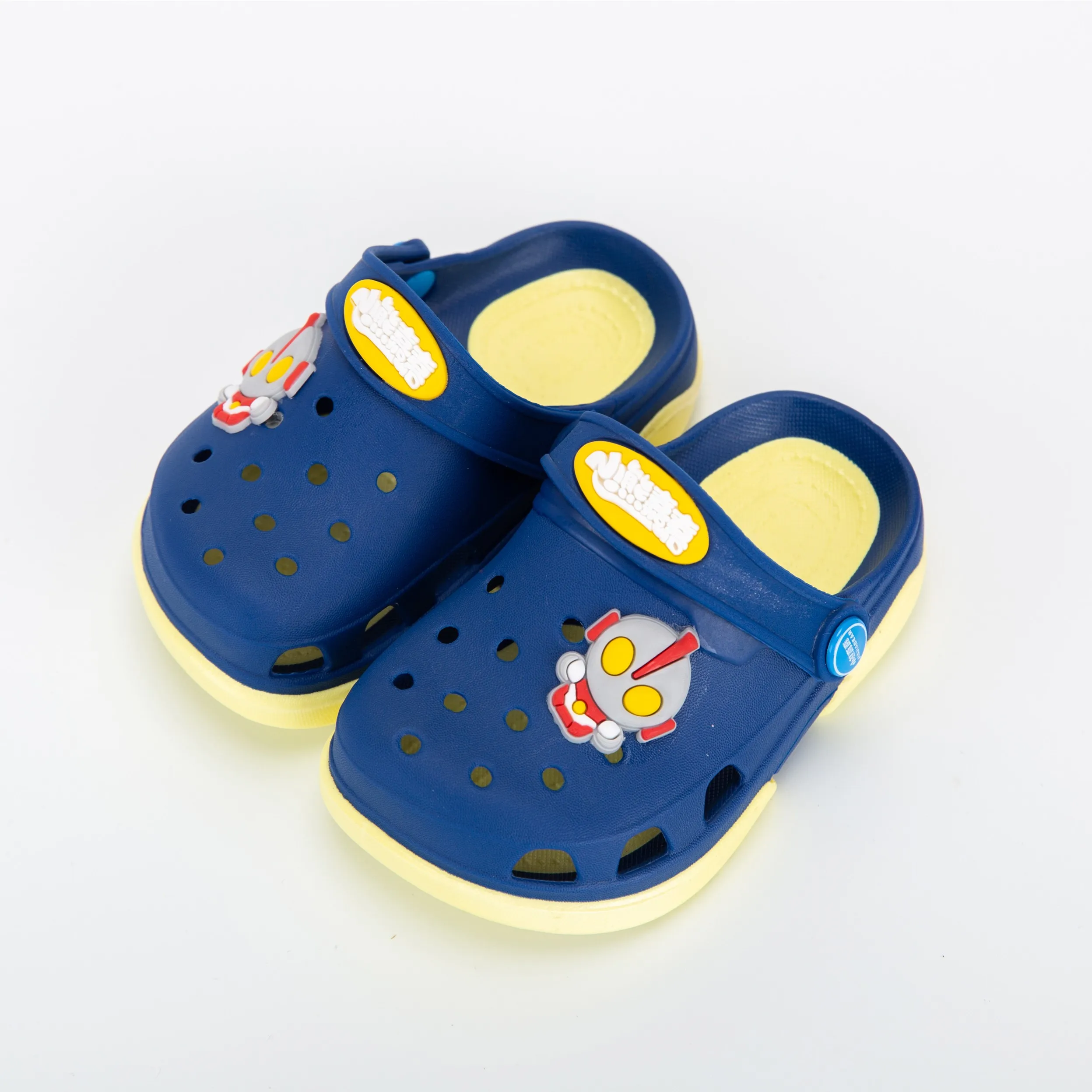 
China Big Factory Good Price Garden Home Beach Sandals for Children 