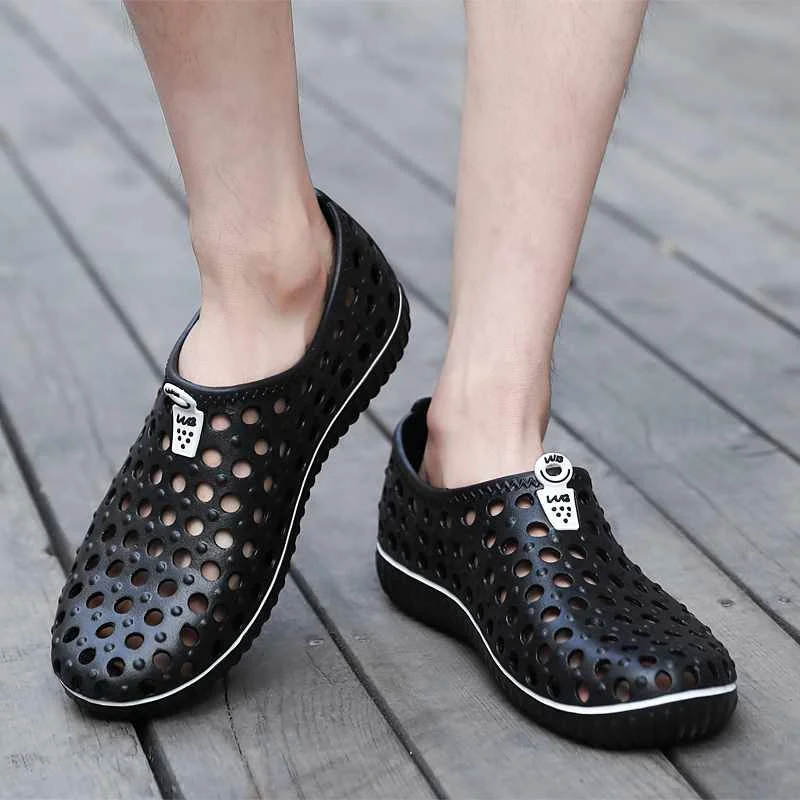 
New Popular Beach Shoes For Man From China Manufacturer Hot Sell In America Men Water Shoes 