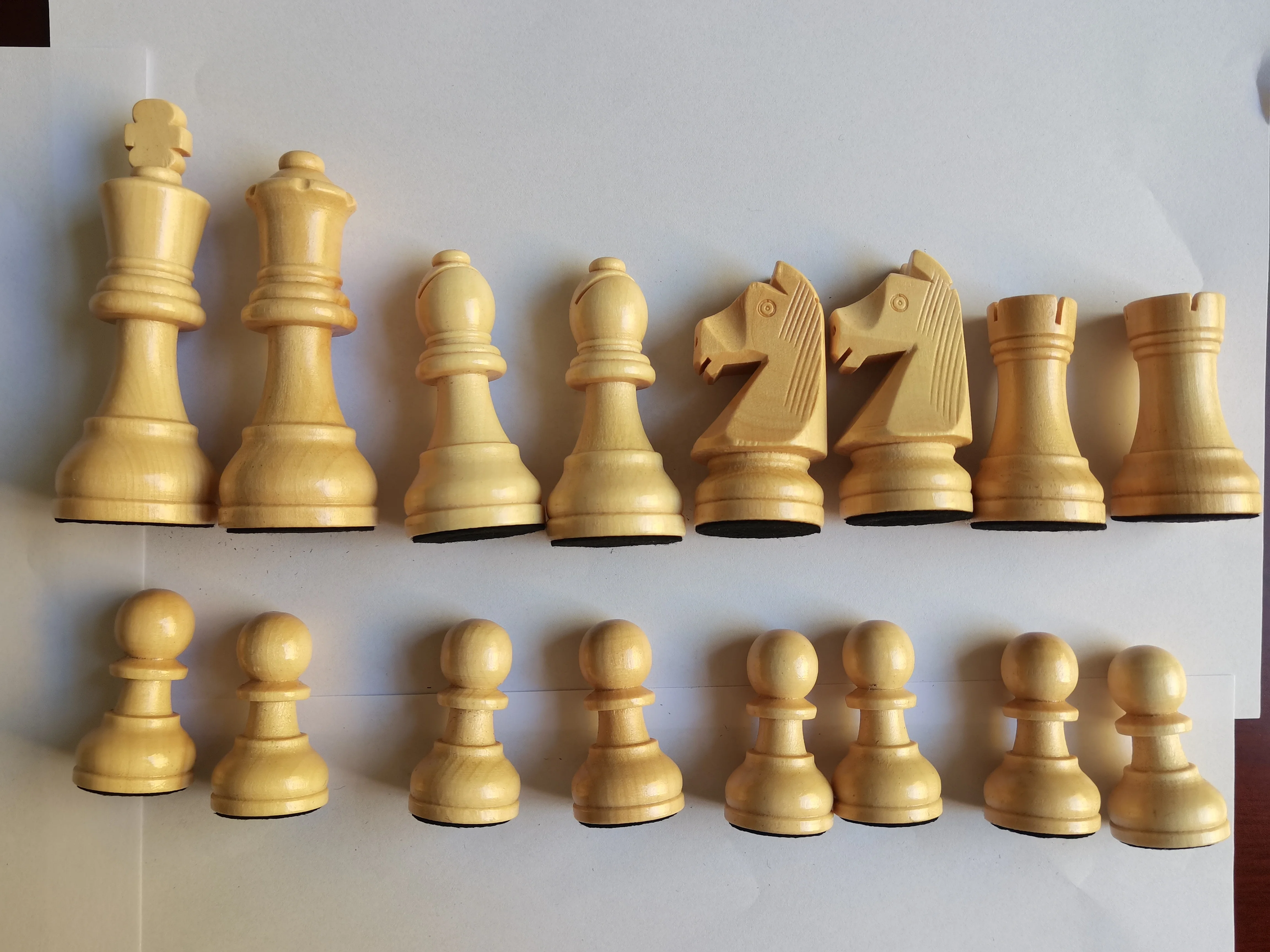 32 Pieces Standard Tournamen Staunton Wood Chessmen Chess Game for Chessboard, Replacement of Missing  Wooden Chess Pieces Only