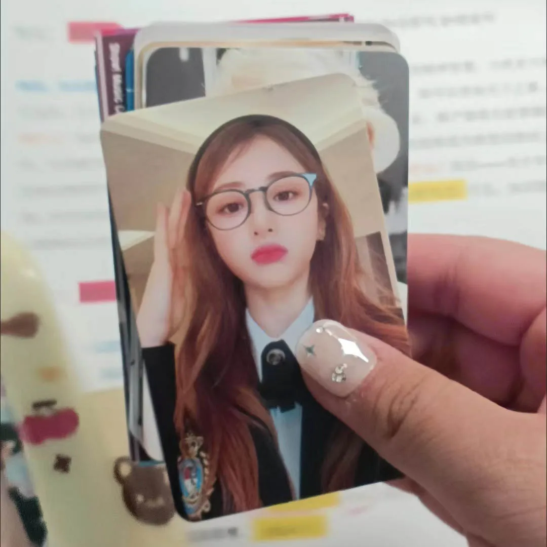 Оптовая продажа маленькие мини-карты голографическая Фотокарта Kpop на заказ бумажные фотокарточки Idol популярные карты с УФ-печатью 6