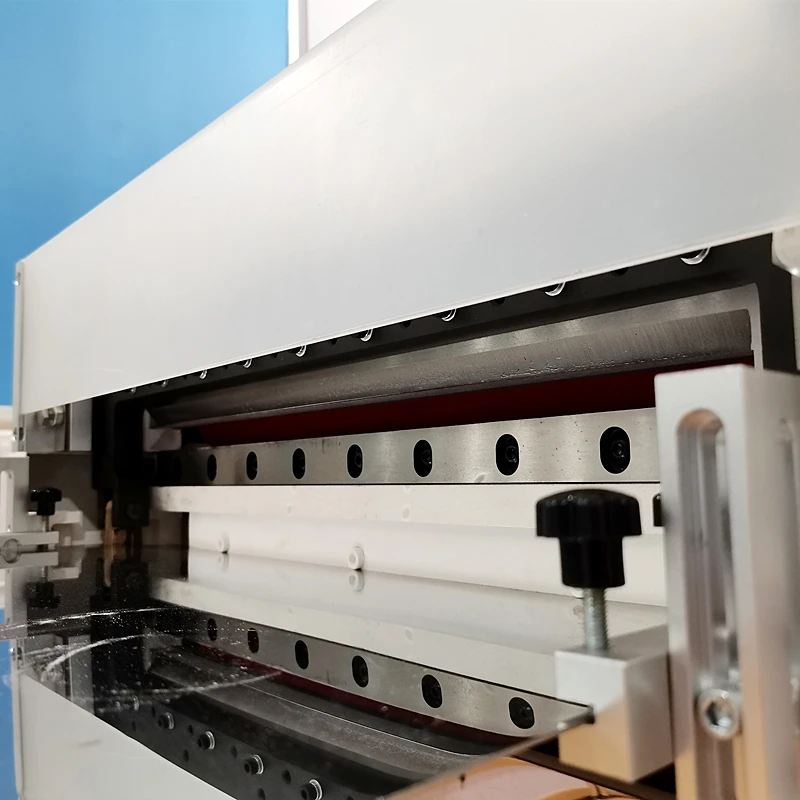 automatic paper roll to sheet cutting machine
