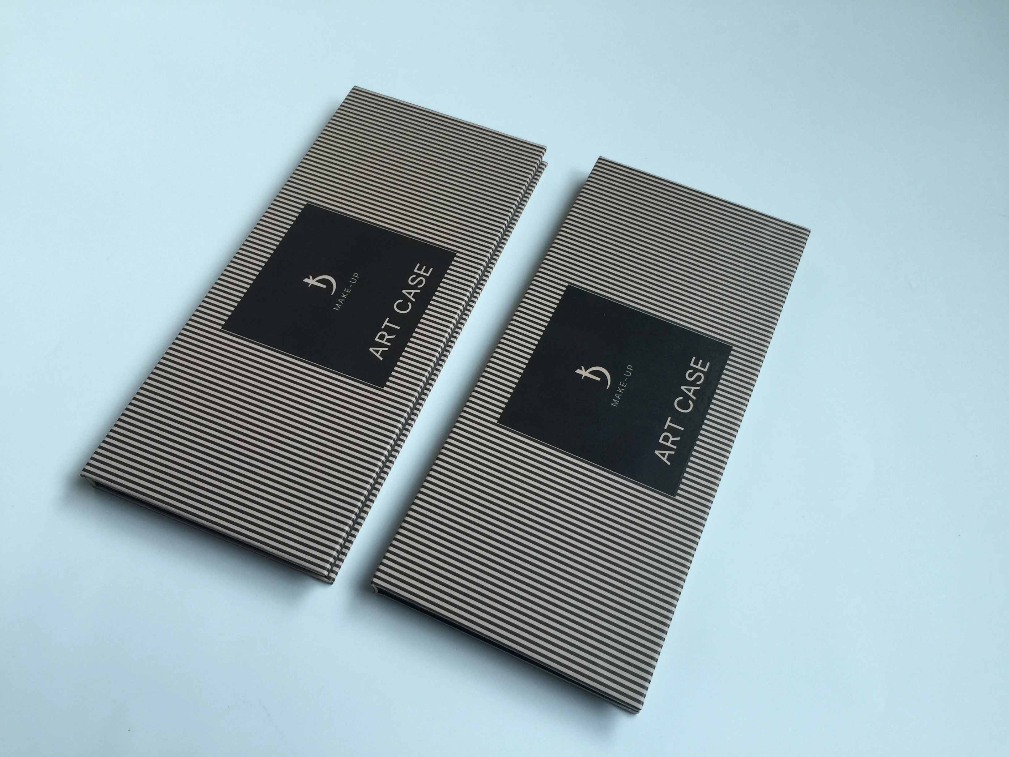 private label makeup eyeshadow packaging pallet