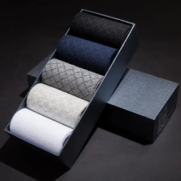 Breathable plain solid business custom logo socks gift box packaging set men crew socks