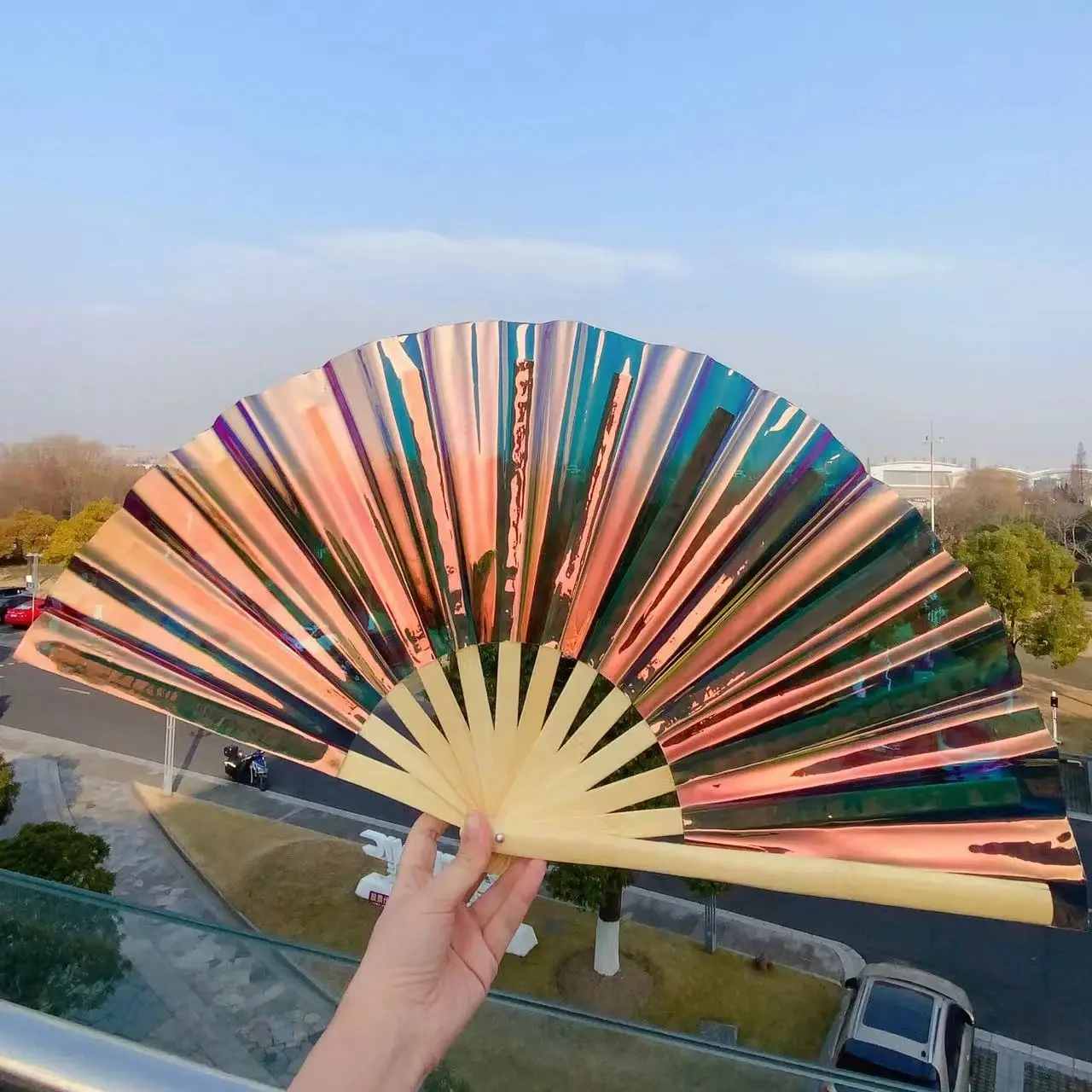 Hot Selling PVC laser film fan hand Silver color Chinese Ancient Wedding Party Plastic hand folding fan