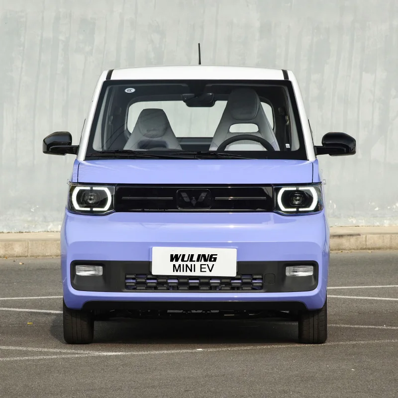 2024 Popular Cheap Wuling Mini EV Small 4 Seats 170km 215km Cute Fast Charge Car For Adults