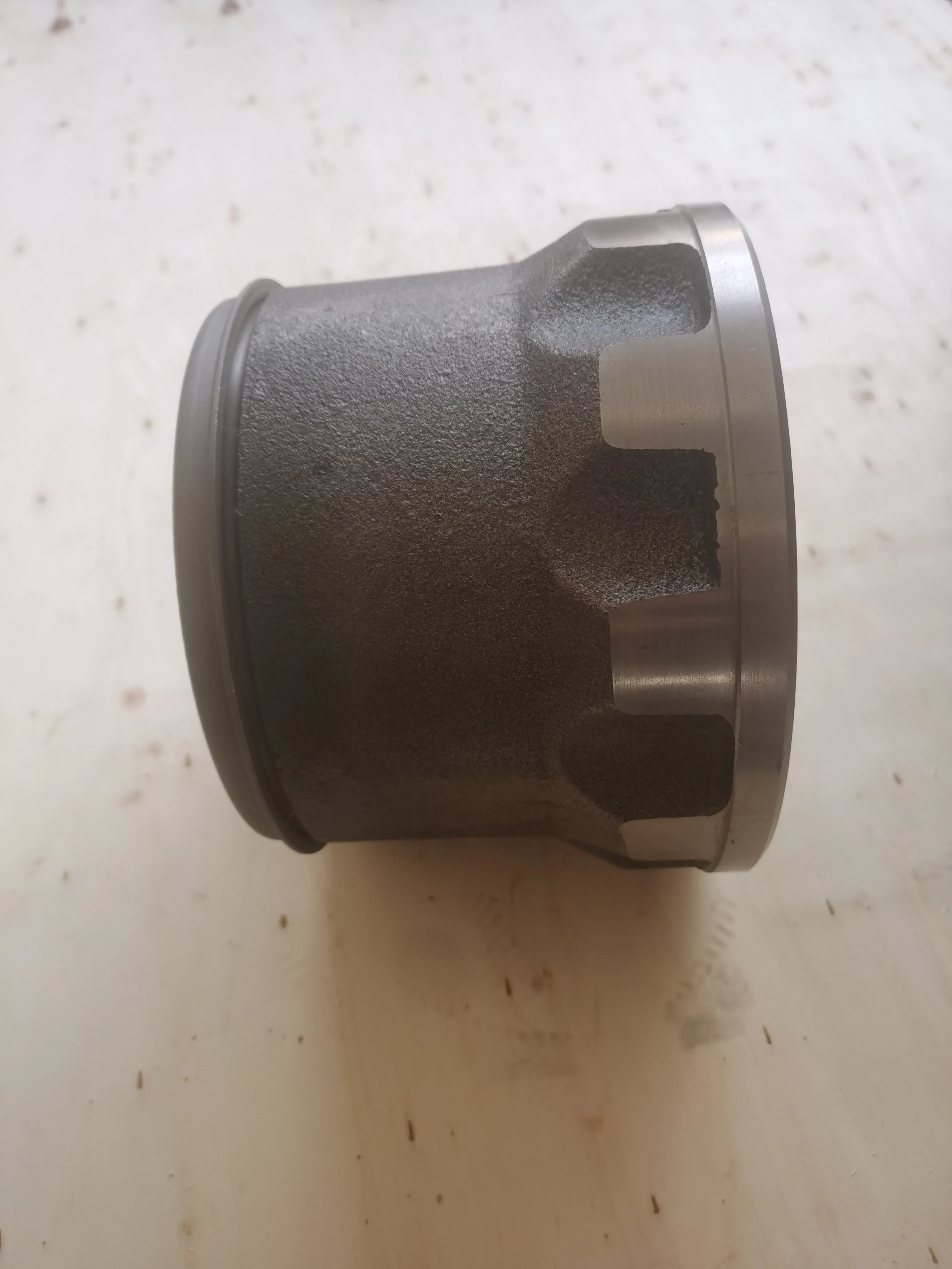 Ступица колеса грузовика автомобиля F 300003 HDS001 набор 1350 OEM 504189654 5010439770 20764313