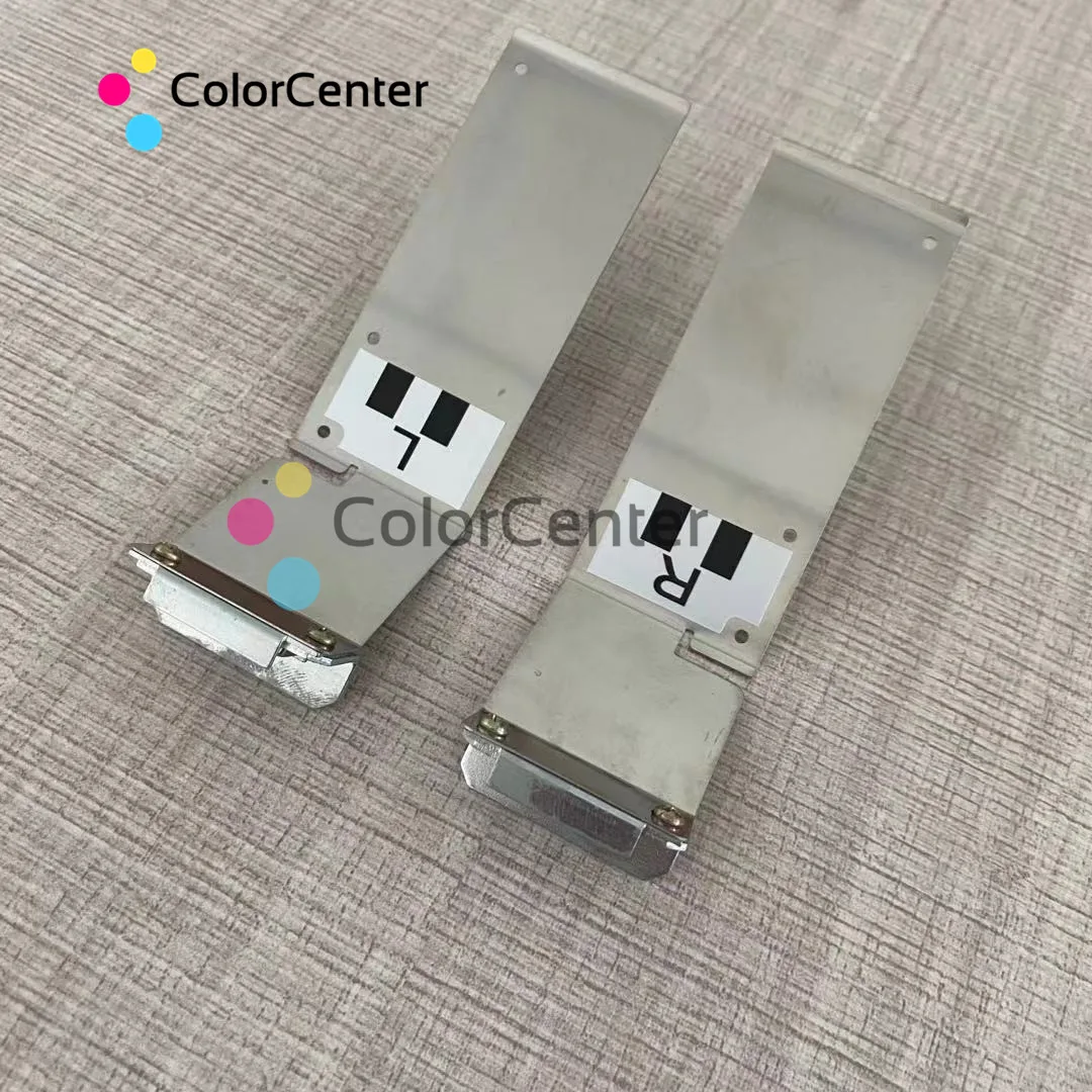 Оригинальный зажим Roland RE-640 ASSY MEDIA CLAMP R - 6701979050 VS640/RF640/RA640