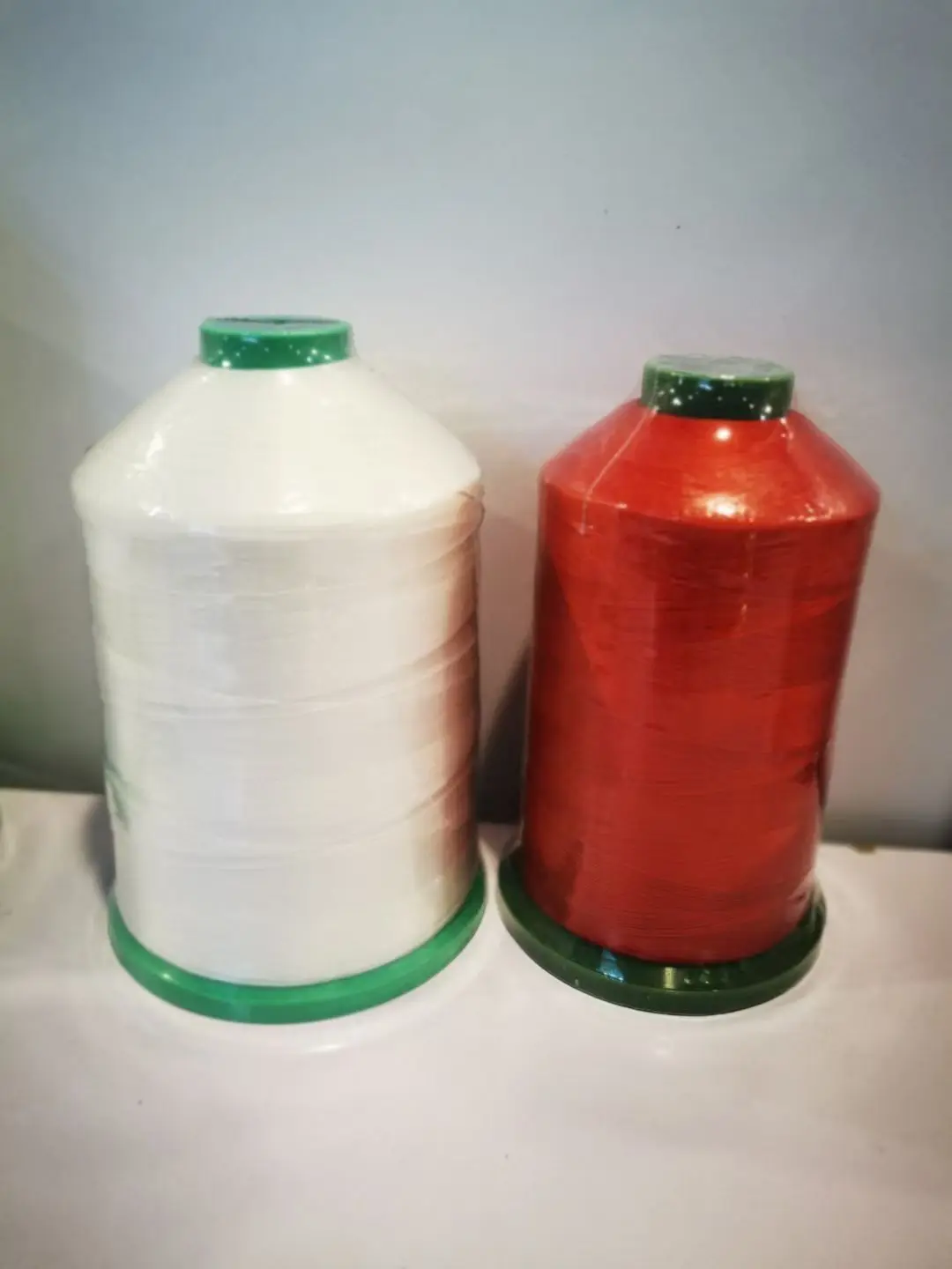 High Quality 100% Polyester Sewing Thread 20/3 30/3 40/3 40/2 for Mattress Tape Edge Sealing Thread