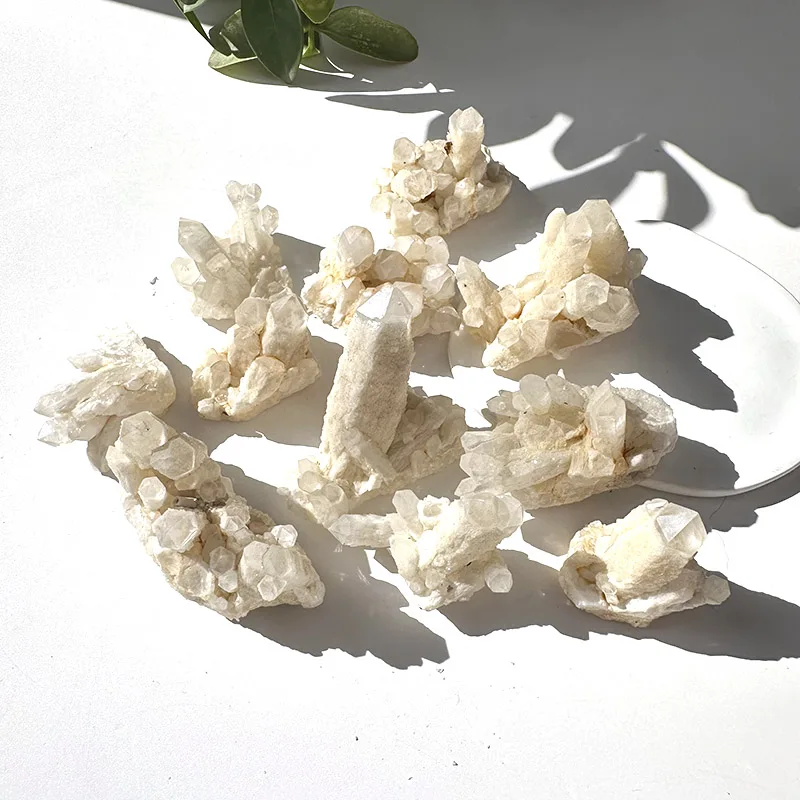 Factory price healing crystals raw minerals specimen natural clear quartz crystals cluster