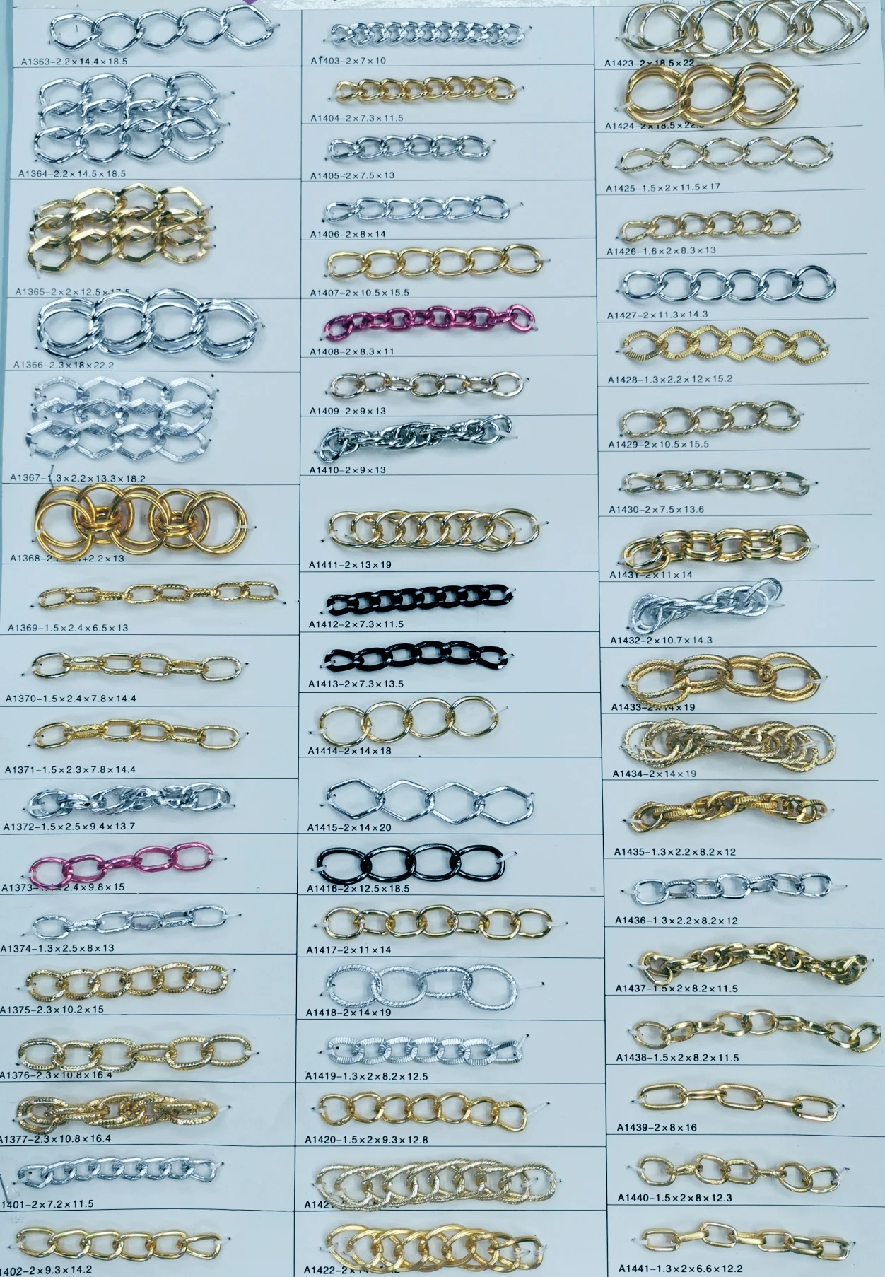 China Wholesale  Chains Wholesale Alu Stainless Steel Gold Silver Black Colors Chains For Men Women