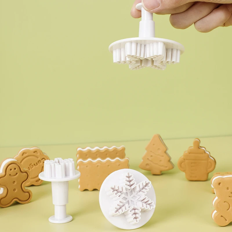 3-piece snowflake cookie mold Clay toy cake tool Fondant tool Plastic cookie cutter