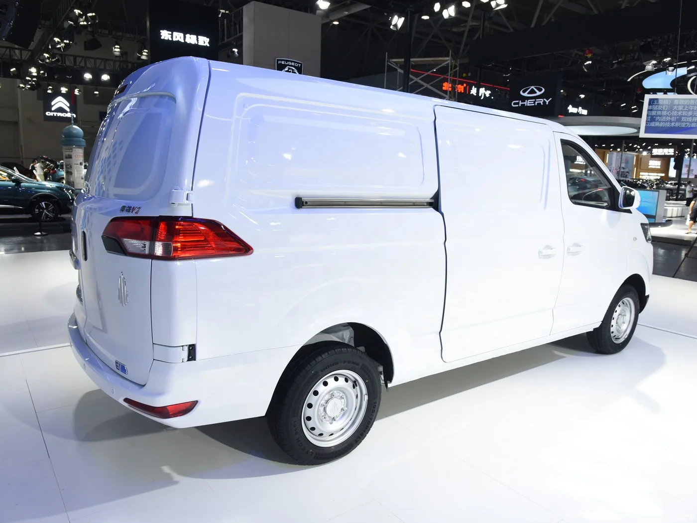 New Electric Car EV Van Mini EV Car Electric for Personal or Commercial Use