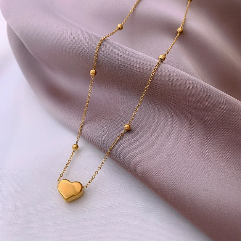2021 New Arrival Lovers Love Heart Shape Pendant Beaded Chain Stainless Steel 18K Necklace For Women