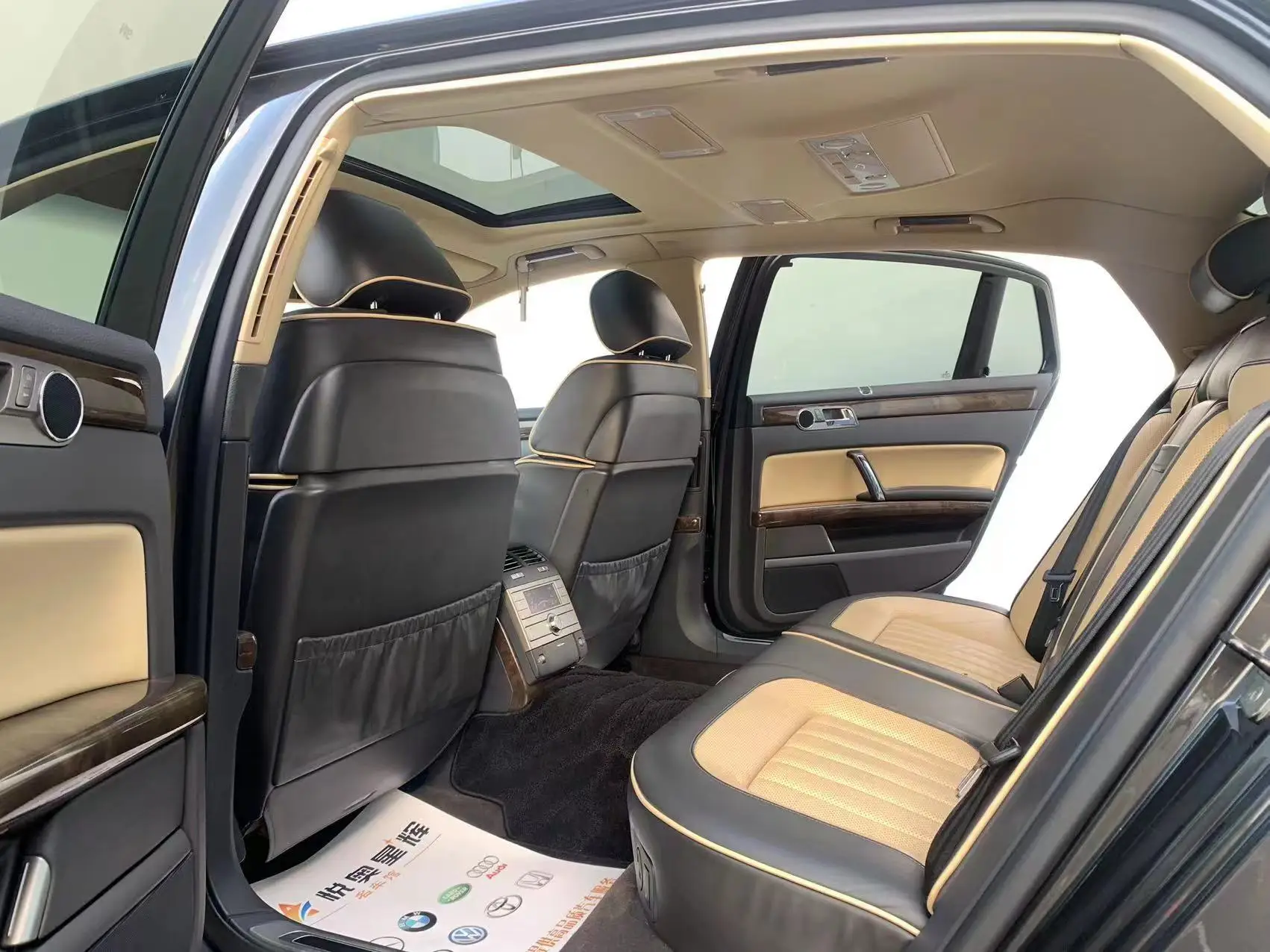 2011 VW Volkswagen Phaeton в хорошем состоянии Подержанный автомобиль