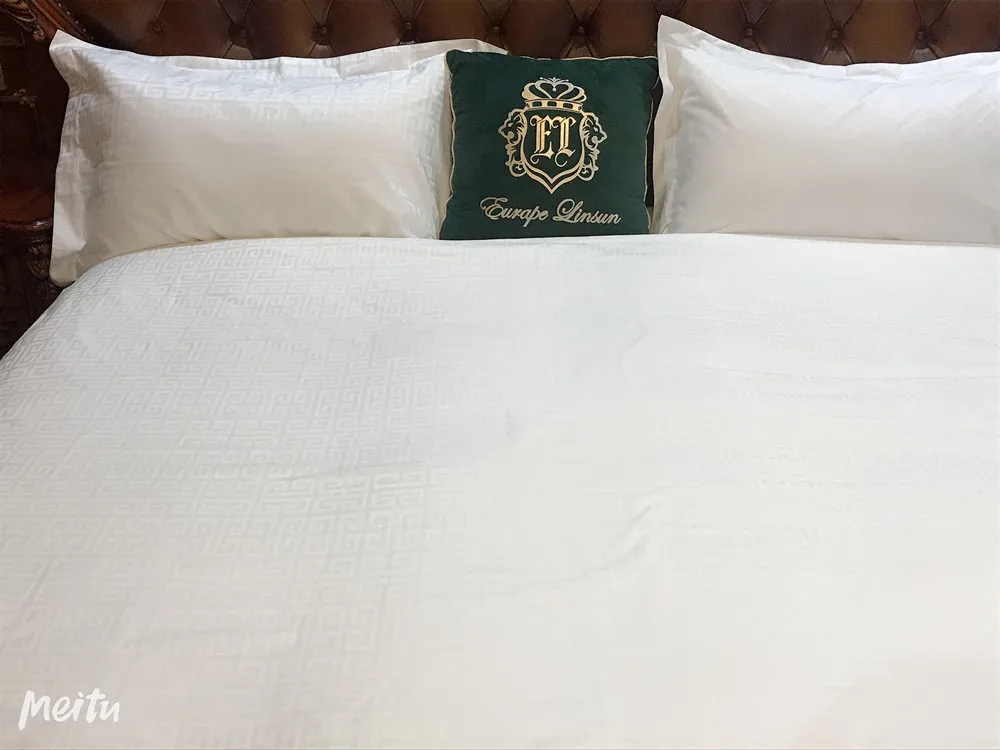 Deeda factory china manufacturer jacquard 300T marriott hotel bed linen supplier