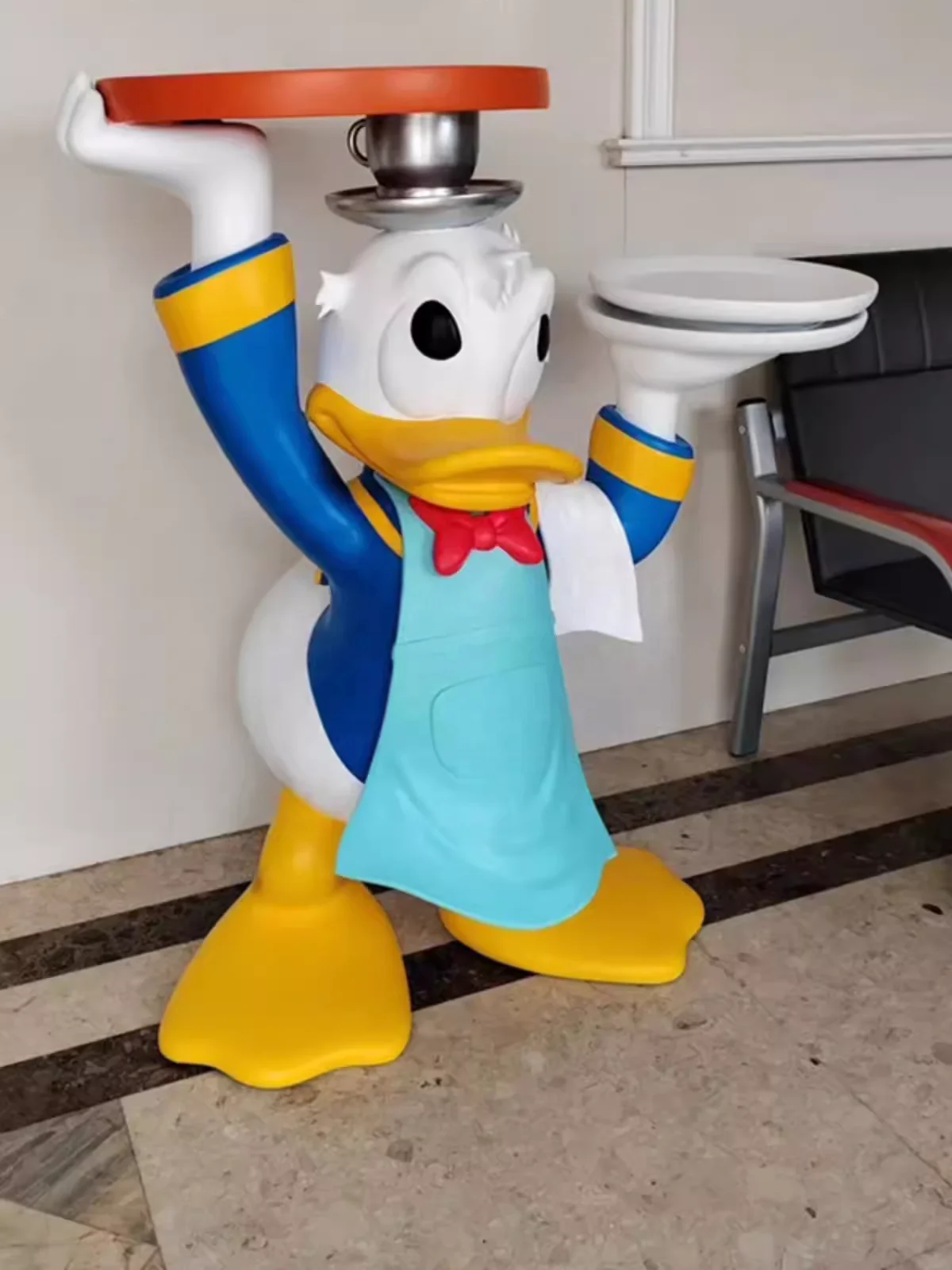 Donald Duck Resin Sculpture Interior Decoration Collection Fiberglass Sculpture