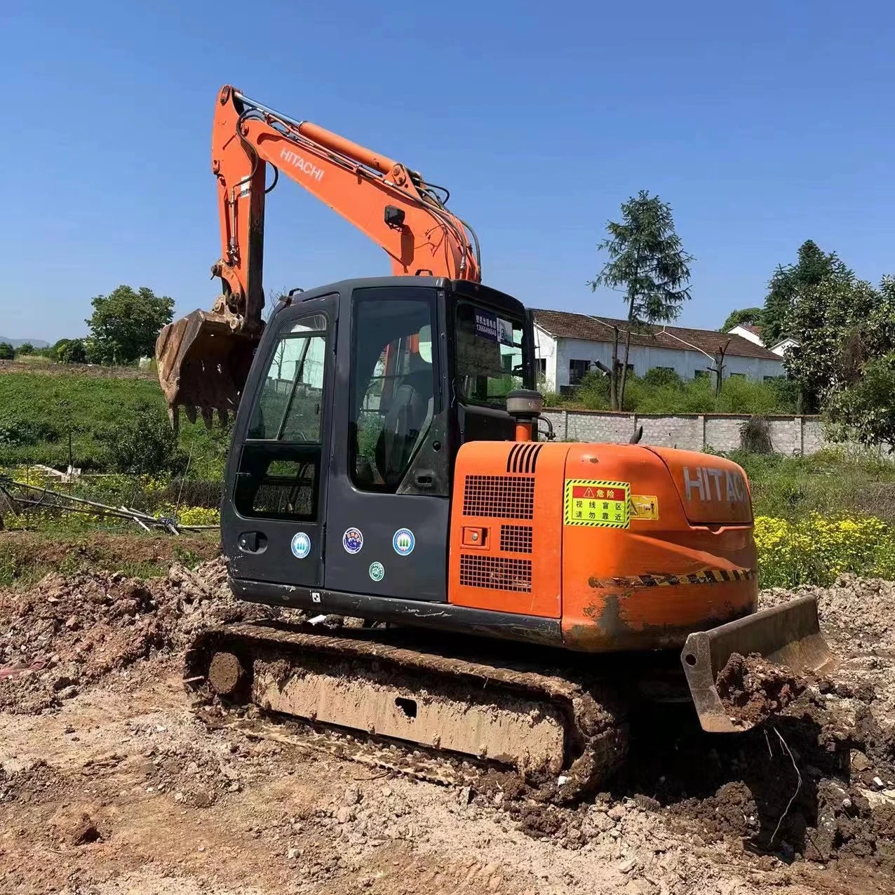 Used Japanese Hydraulic Crawler Excavator in Good Condition