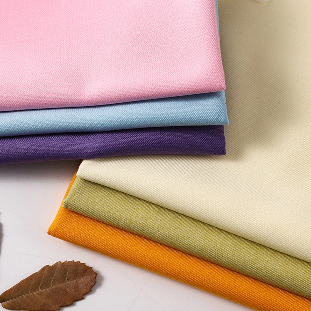 Textile Fabrics Manufacturer Tribute Satin Fabric 80% Cotton 20% Polyester for Home and Hotel Bedding