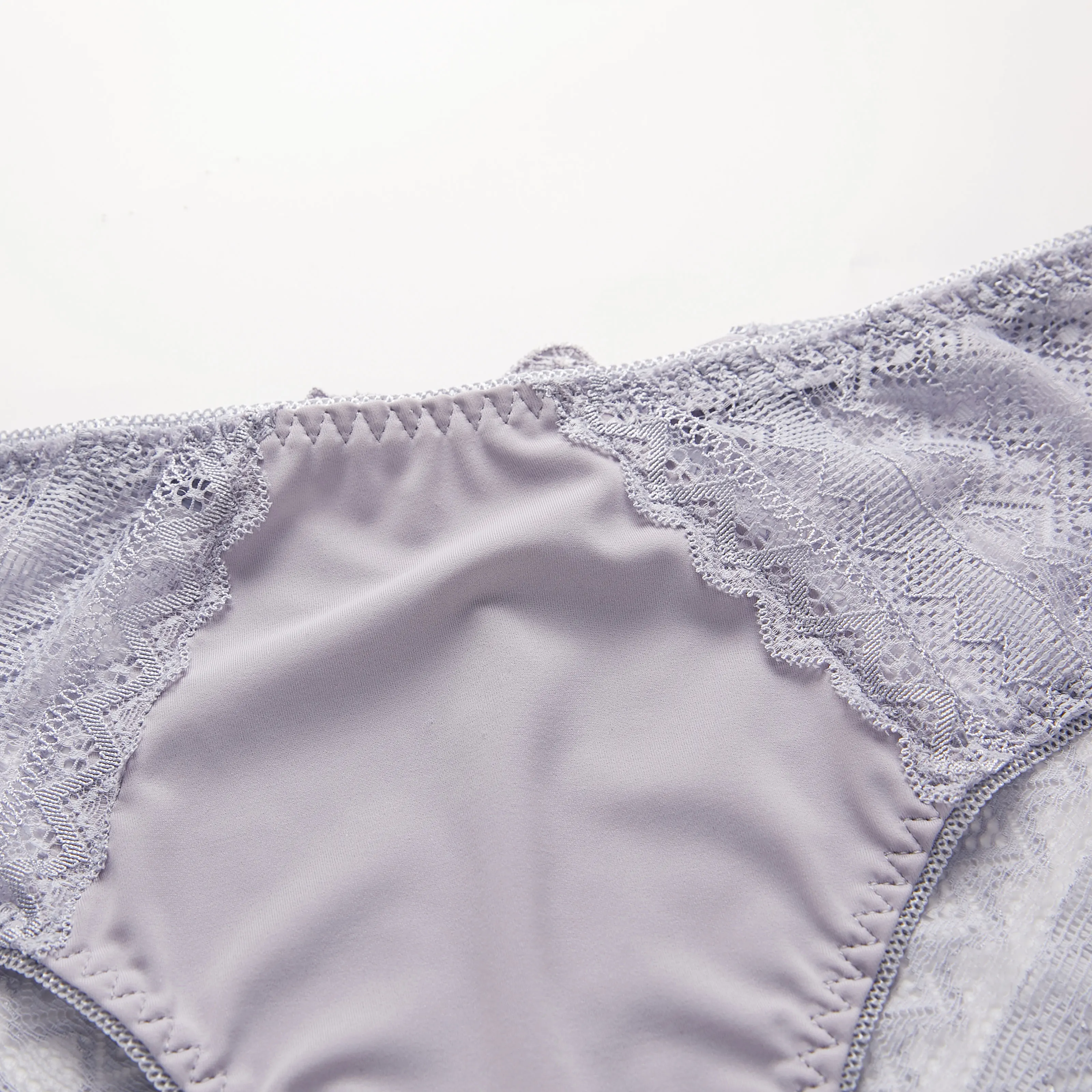 BEIZHI 12 Hours Custom Design hot lace panty girl sheer lace transparent brief underwear