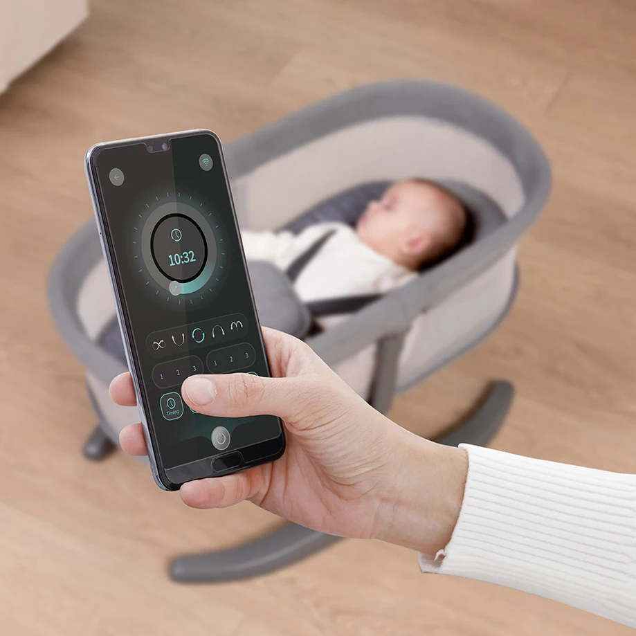Mastela Remote Control Comfortable Swing Balance Sleeping Bed Newborn Luxury Bassinet Baby Electric Rocking Chair For Baby