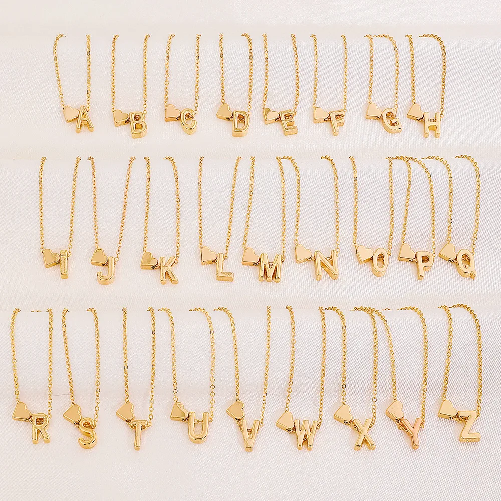 Fashionable love 26 English letters pendant necklace Creative and versatile peach heart short clavicle necklace