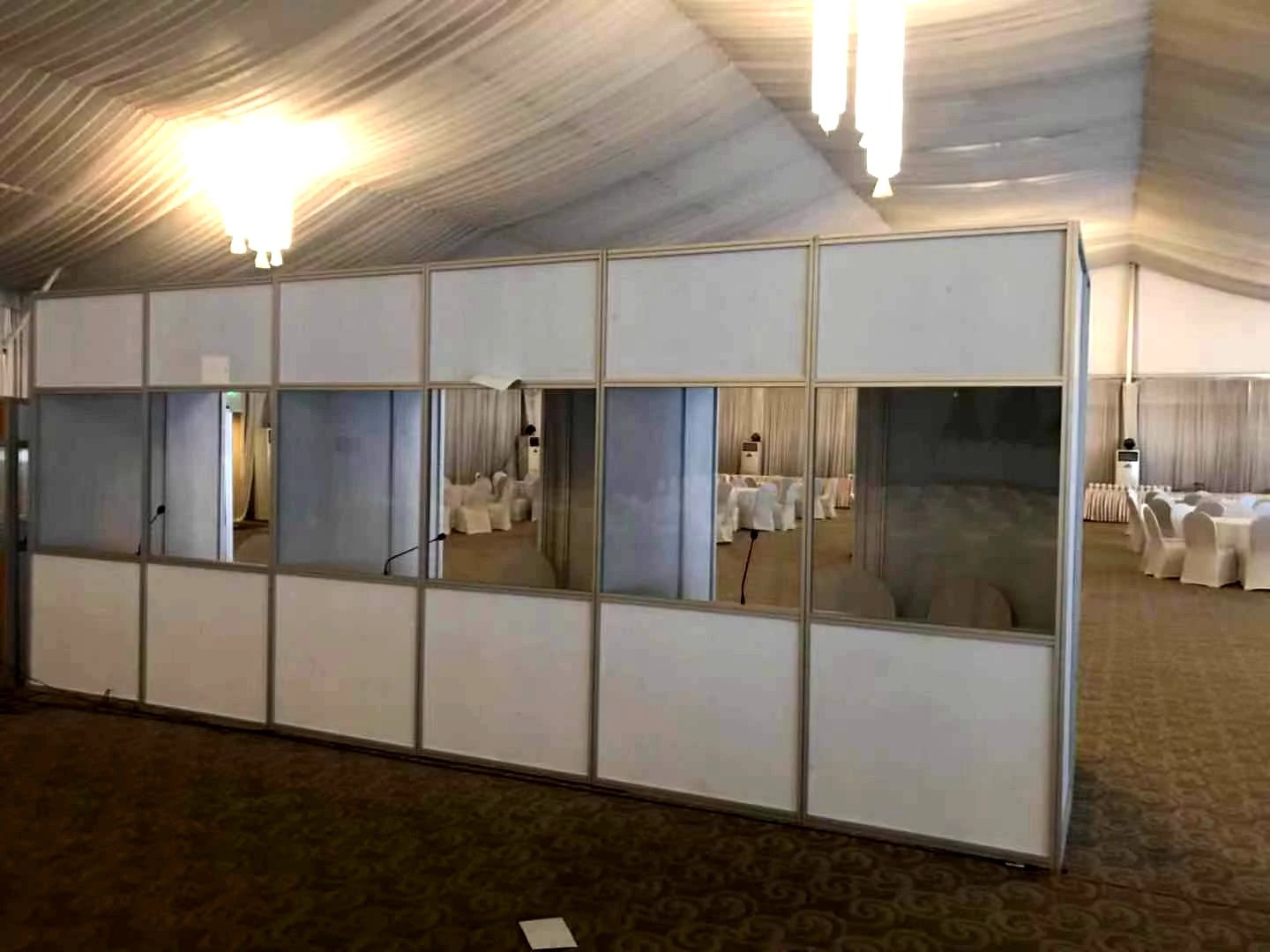 Dismantle Assemble in-site Interpreter Room,Temporary Mobile Translation booth Meeting room for  2 or more person