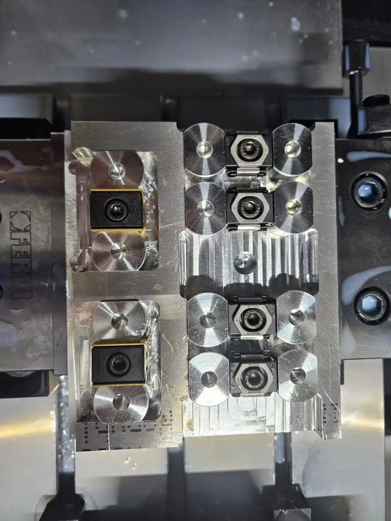 Wholesale CNC Vise for Lathe Machine 3 axis Fractal Vise 4 Axis Precision Modular Vise Multi Clamping Fixtures