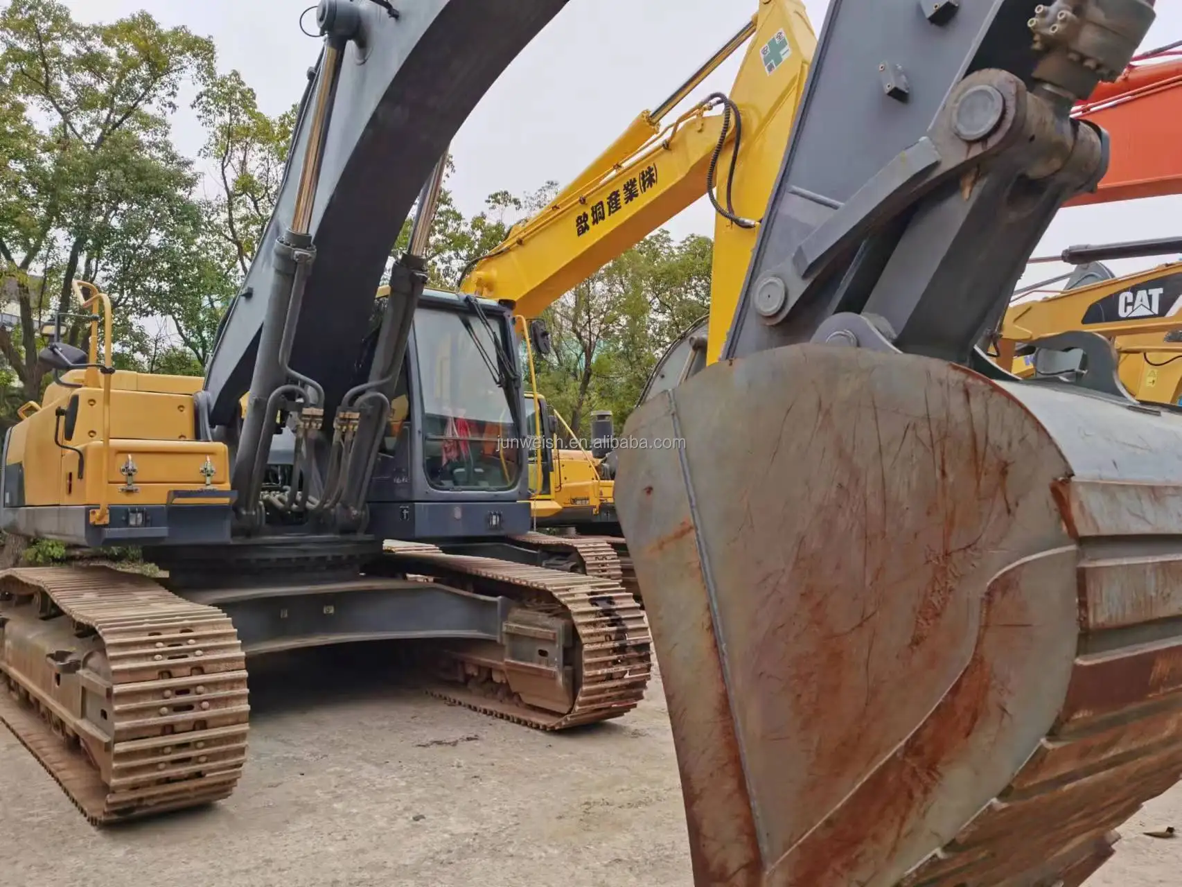 Used volvo excavator 480 480DL EC210BL EC210D EC290BLC rc excavator volvo For sale