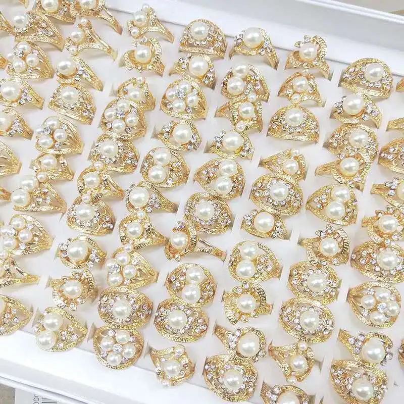 2020 Fashion rhine stone with  water pearl zinc alloy rings for women