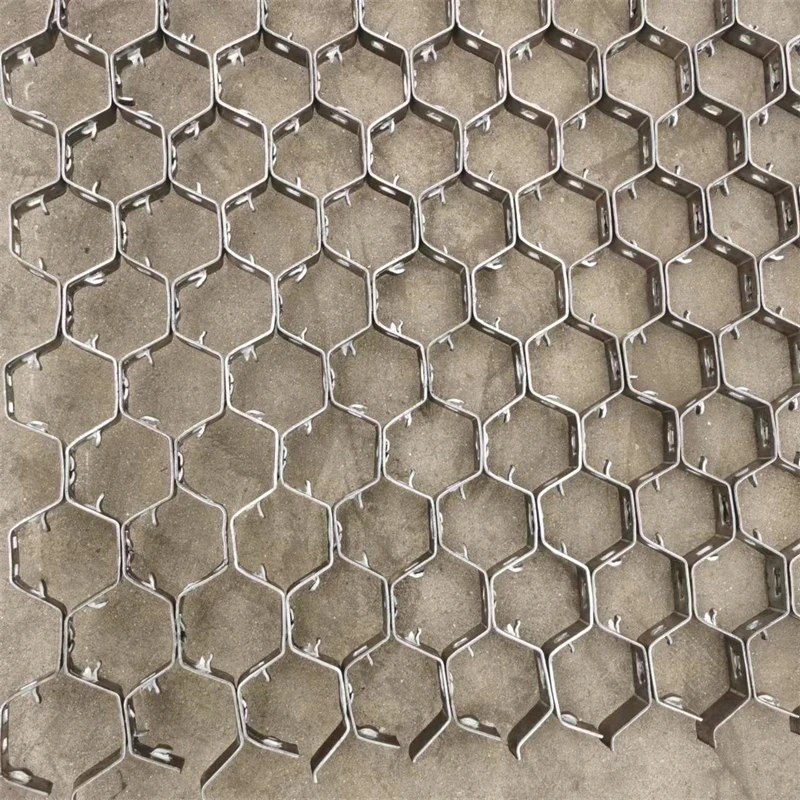 Low carbon steel SS410 SS304  anchors and refractory hex mesh for refractory lining