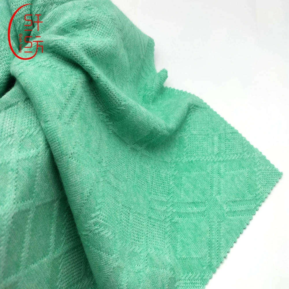 Warm and soft hand-feeling hacci jacquard fabric for dress clothing