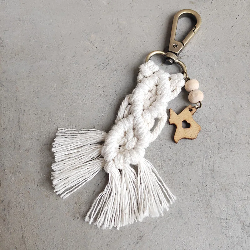 Hot Sale Boho Handmade Woven Cotton Tassel Macrame Keychain Wooden Beads Cross Cactus Texas Map Shape Pendant Keychain