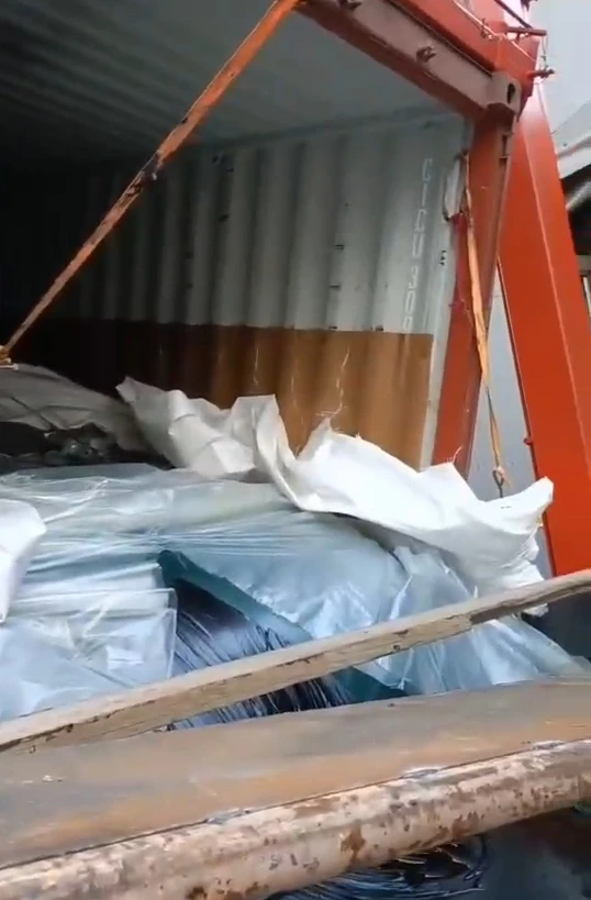 Premium Asphalt Flexitank in 20ft container