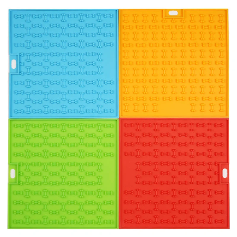 Wholesale Durable Dog Slow Feeder Silicone Dog Lick Pad Bowls Pet Suction Cup Licking Mat