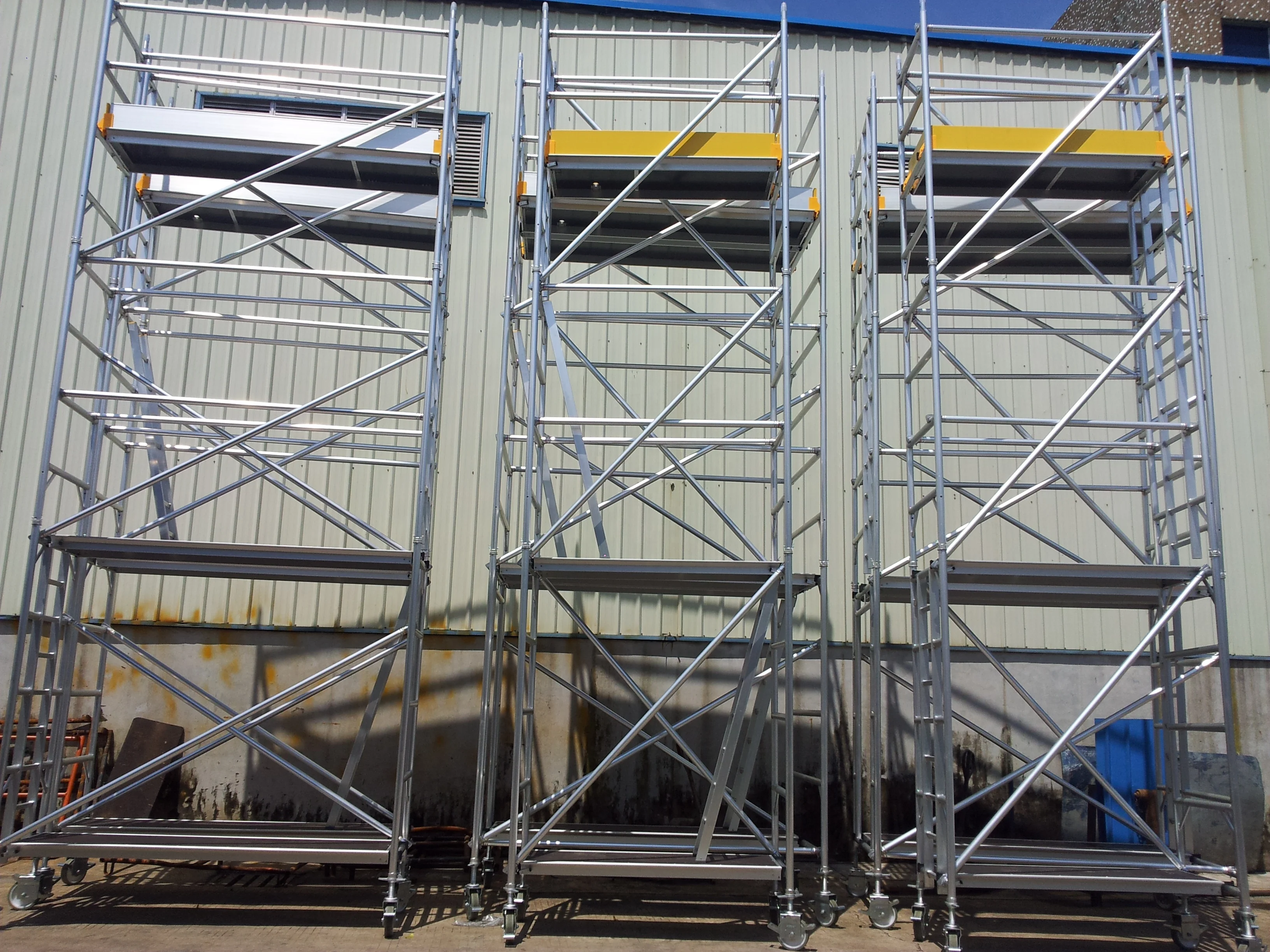 Mobile And Convenient Aluminium Scaffold Tower For Sale