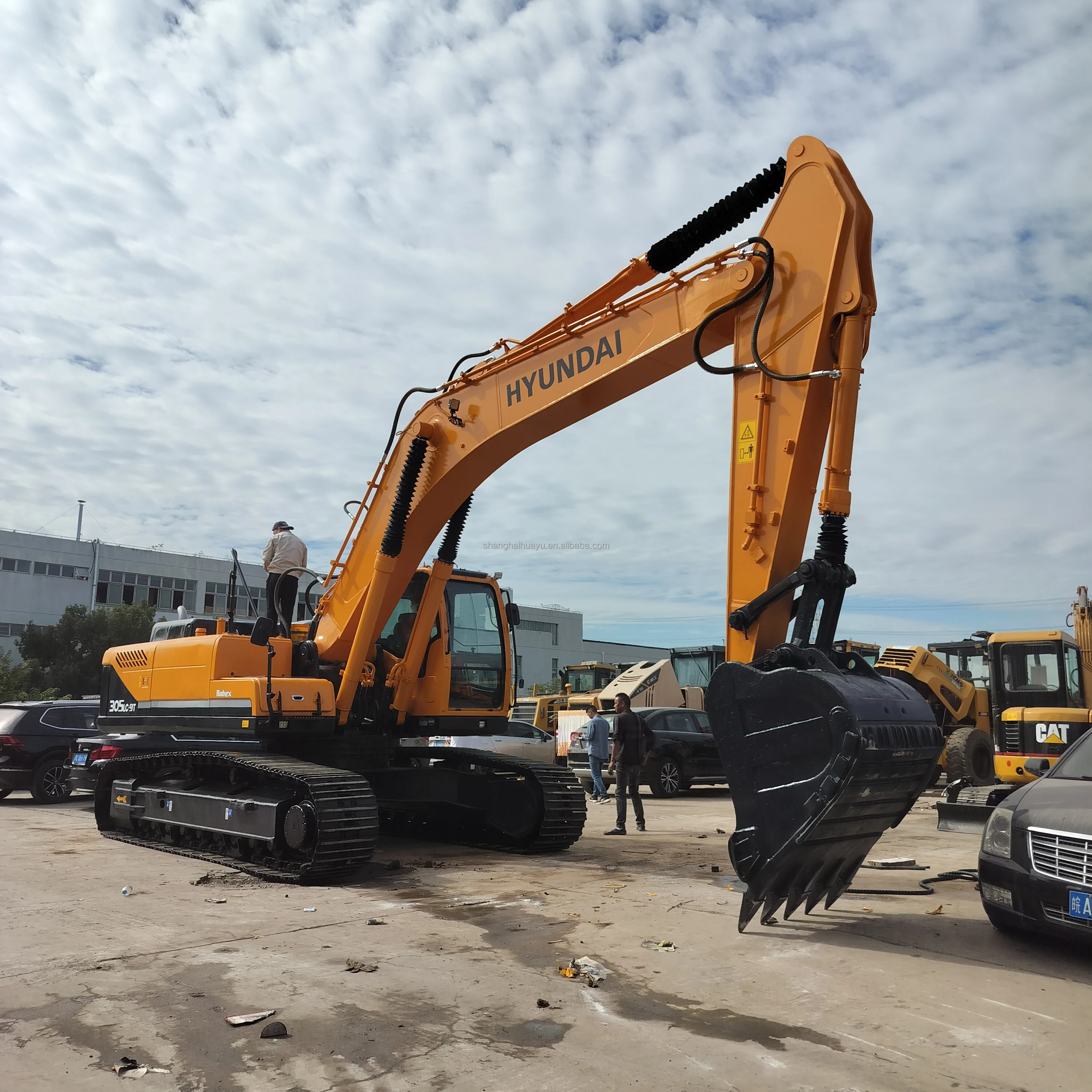 Используемый гусеничный экскаватор Hyundai Robex 220LC-9S на продажу в Шанхае гидравлическая Лопата весом 22 тонны PC220 R220 sy215 складе