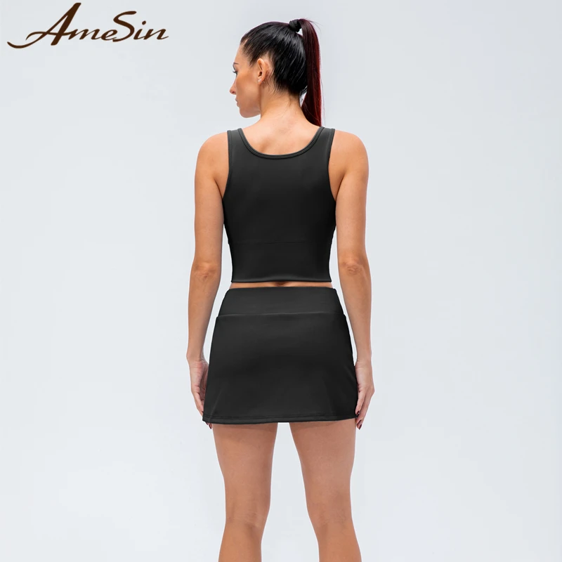 Sexy Fashion 4 WAY STRETCH Ribbed Yoga Set Nylon Crop Top And Built-in underwear Skirt Set With Pockets