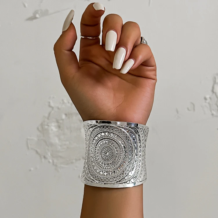 Punk alloy embossed carved open wide sleeve bracelet exaggerated simple corrugated ring upper arm bracelet for women